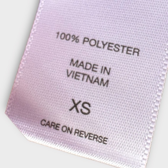 5/$35 Layered Sleeveless Blouse - Picture 6 of 6